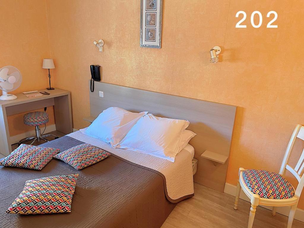 Hotel De La Plage 2 Etoiles Valras-Plage Exteriör bild