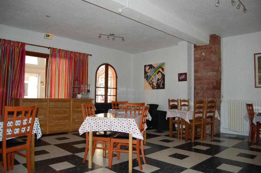 Hotel De La Plage 2 Etoiles Valras-Plage Exteriör bild